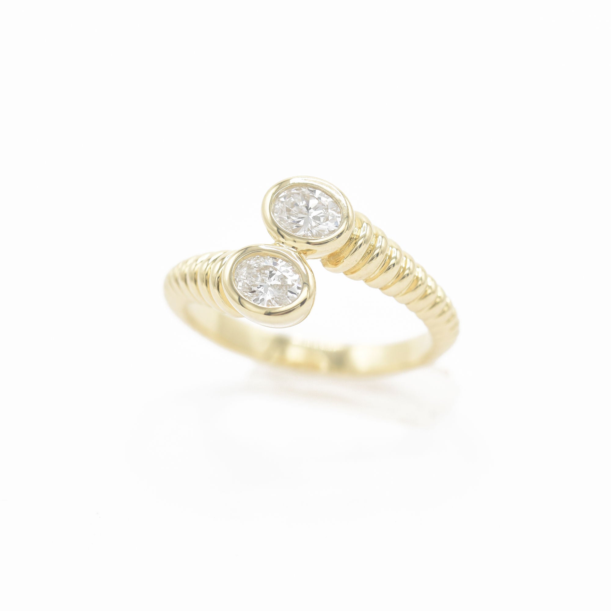 Mini Twisted Sister 14K Gold Ring w. Diamonds