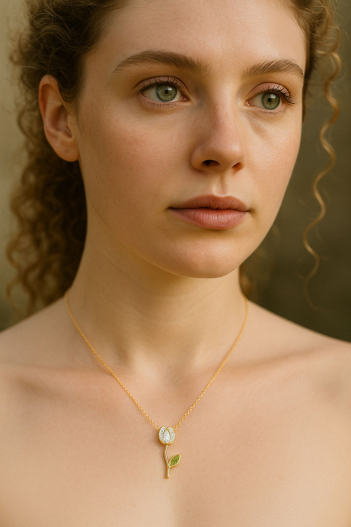 Tulip Flower 18K Gold Necklace w. Tourmaline & Diamonds
