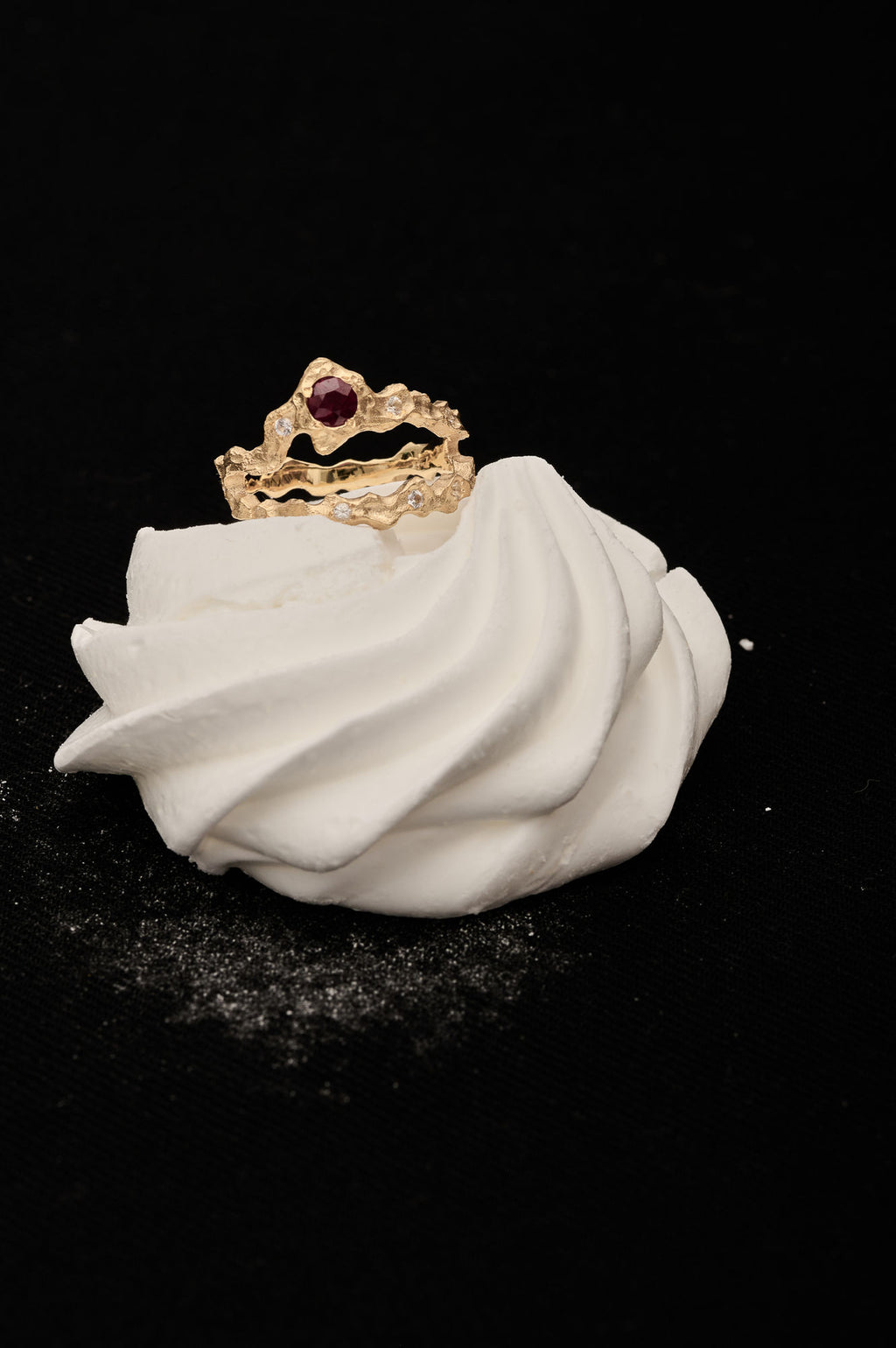 Juli Geburtsstein 18k Gold Ring w. Ruby & Saphire