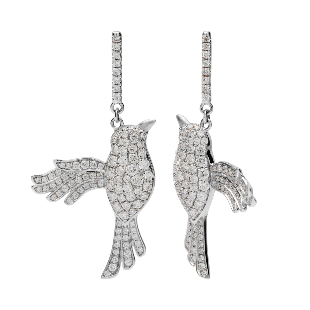 By Naila | Humming Pavé 18K Gold, Whitegold or Rosegold Studs w. Diamonds