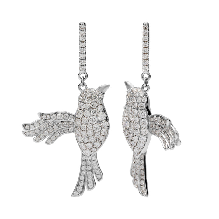 By Naila | Humming Pavé 18K Gold, Whitegold or Rosegold Studs w. Diamonds
