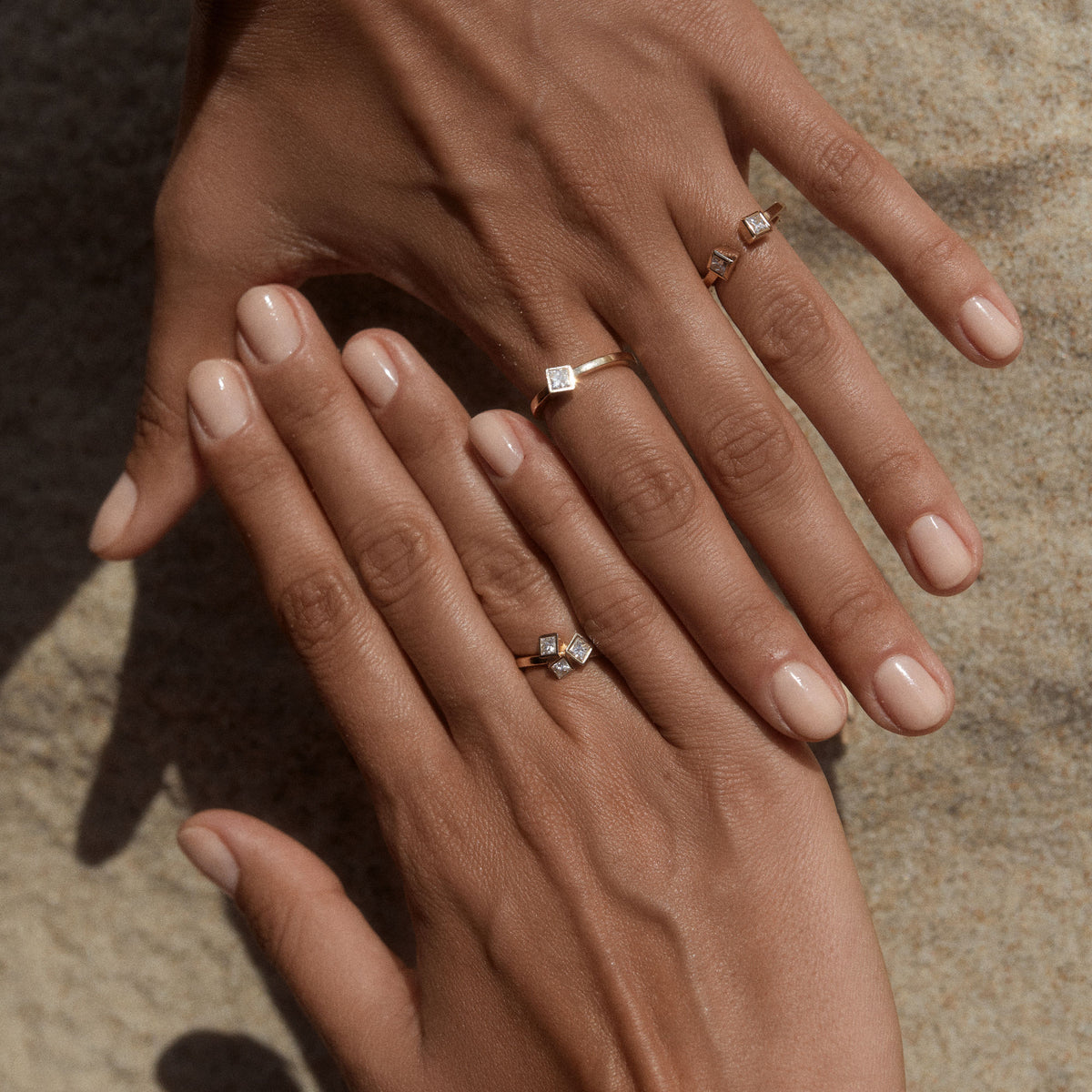 Bloom 8 18K eller 14K Guld, Hvidgulds eller Rosaguld Ring m. Diamanter