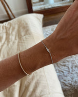 Belle 18K Gold, Whitegold or Rosegold Bangle w. Diamonds