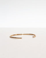 Hidden Gem 18K Gold, Whitegold or Rosegold Bangle w. Diamonds