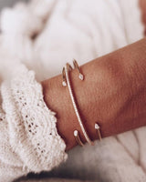 Hidden Gem 18K Gold, Whitegold or Rosegold Bangle w. Diamonds