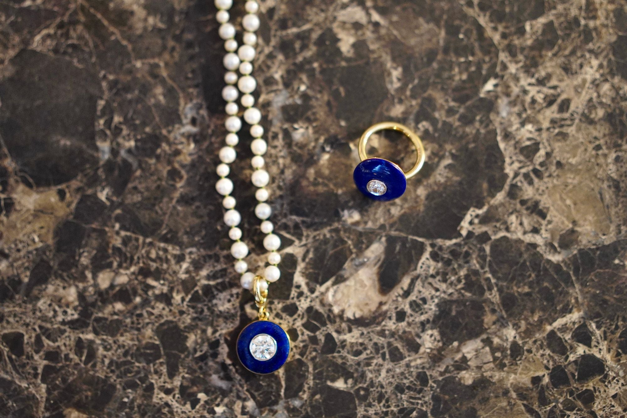Short Pebble Pearl 18K Gold Necklace