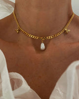 Queen Bee Gold Plated Necklace w. Pearl