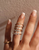 Mini Edith 18K Gold, Whitegold or Rosegold Ring w. Diamonds