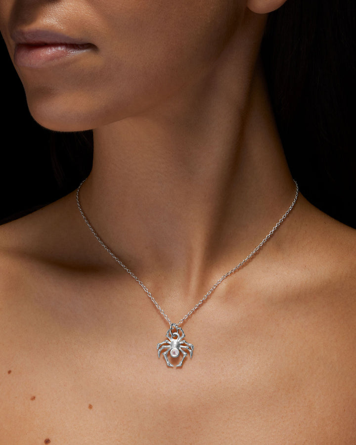 Spider Silver Necklace w. Moonstone
