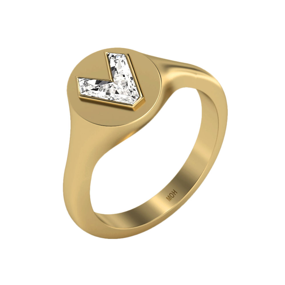 Alphabet 18K Gold Initial V Signet Ring w. Solitaire Lab-Grown Diamond