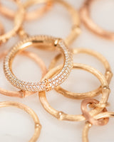 Nature Pavé 18K Gold Ring w. Diamonds