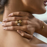 Savá Ring aus 18K Gold mit 28 Diamanten