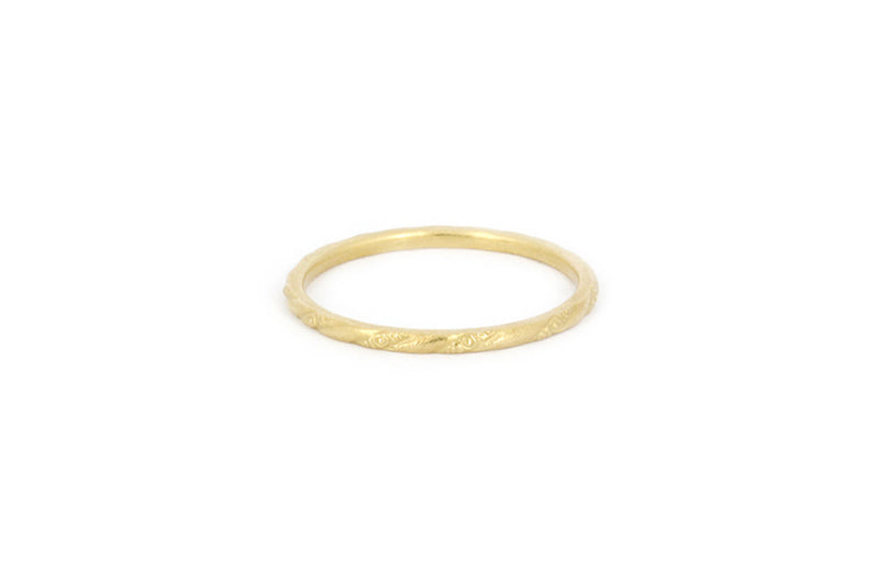 Amelié Slim 18K Gold Ring
