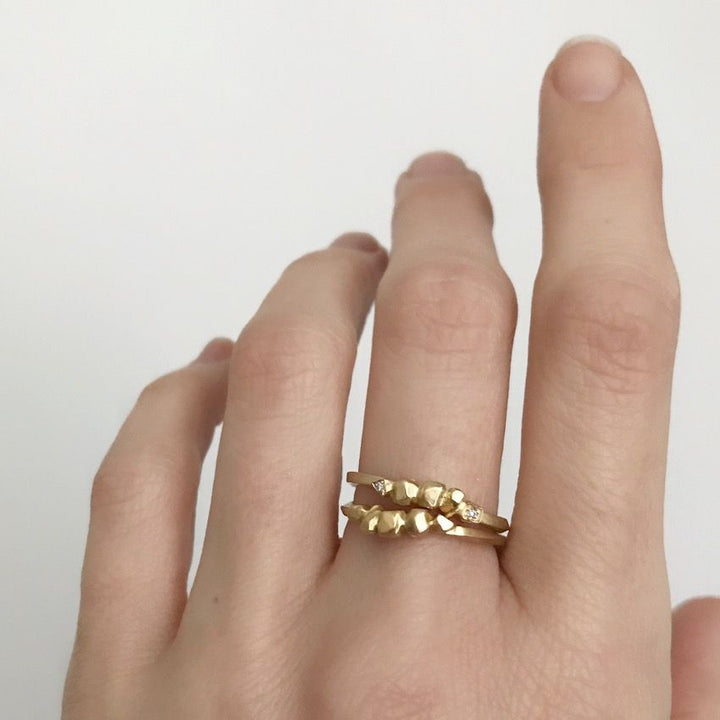 Delicate Nugget Ring Gold