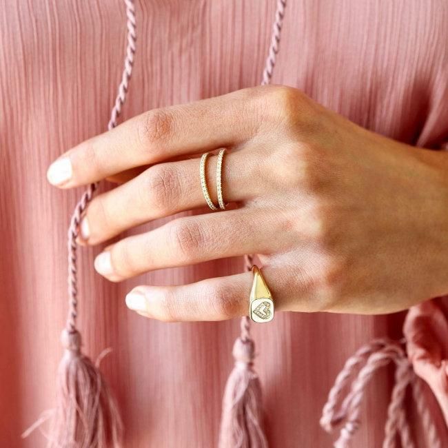 Rock Heart Signet Solid 18K Gold Ring w. Diamonds