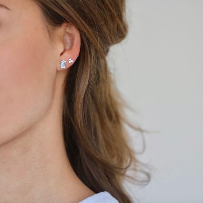 Fryd Small 18K Gold Stud w. Diamonds