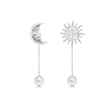 The Lovers Backdrop Silver Earrings w. Pearl