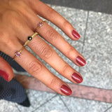 Delicate oval Pink 18K Gold Ring w. Sapphire