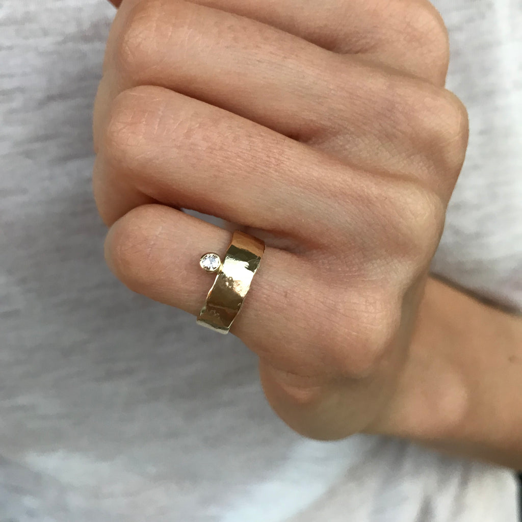 Annie 14K Gold w. Blue Sapphire