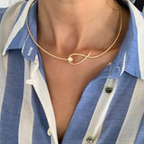 Kharisma 18K goldener Neckring I Diamant