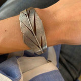 Miss Barks Armband I Grau