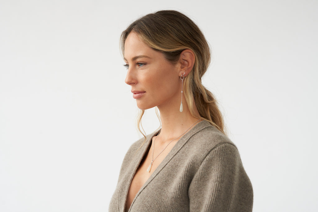 Fryd Wave Ohrstecker aus 18K Weißgold I Diamant