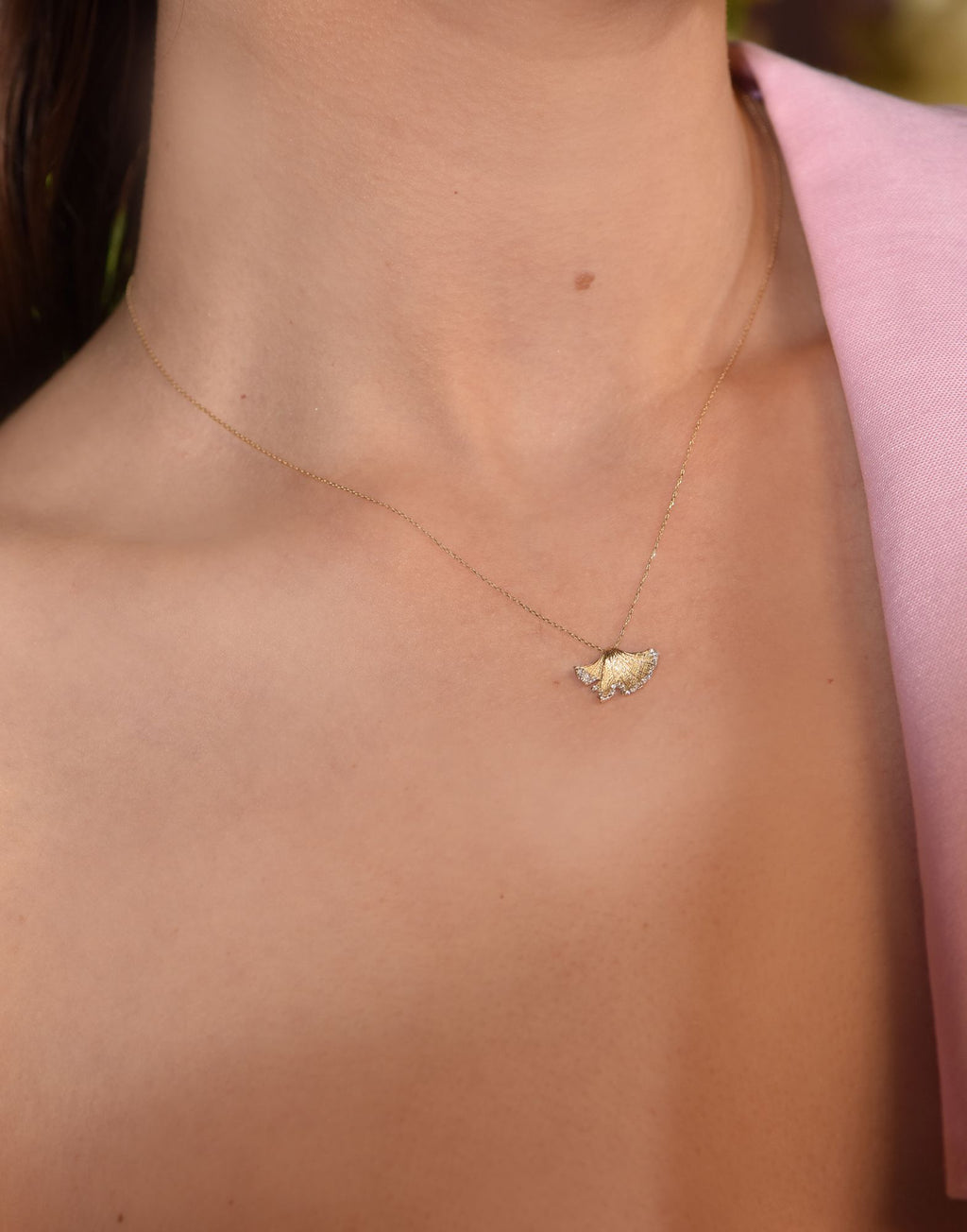 Ginkgo Leaf Halskette 14K Gold I Diamanten