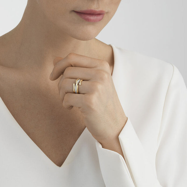 Magic Combination 18K Gold & White Gold Ring w. Pavé Diamonds