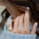 Rock Siegelring aus 18K Weißgold I Diamanten