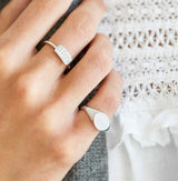 Rock Siegelring aus 18K Weißgold I Diamanten