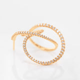 Twisted Love bands 18K Gold Earring w. Diamonds