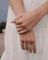 The Smiley Insider 18K Gold Ring w. Garnet