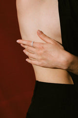 Big Irregular Wife 18K Gold Ring w. Diamonds