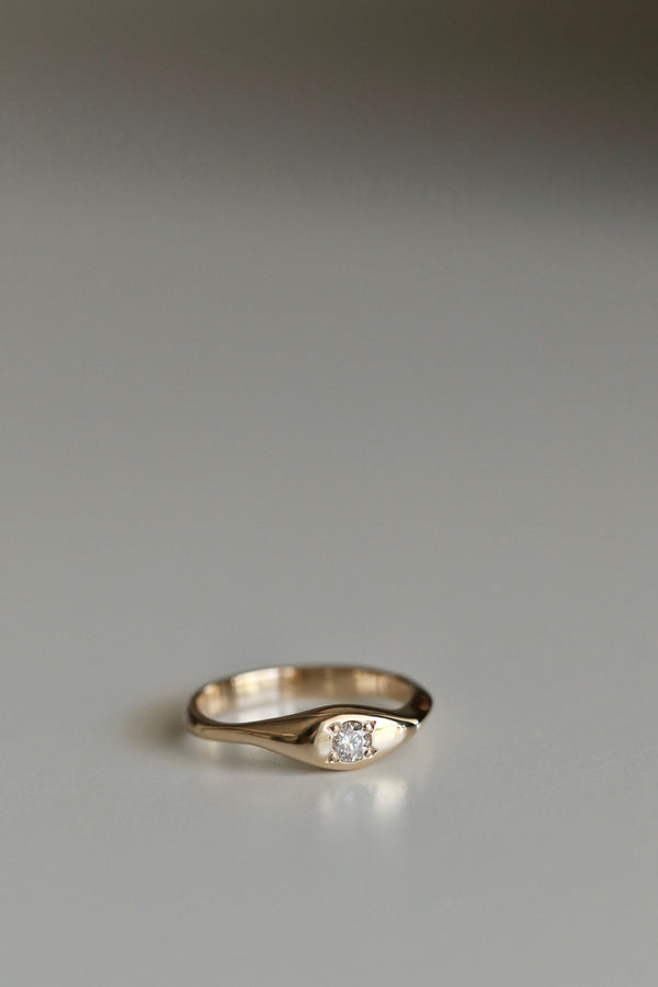 Brenna Hvid 18K Guld Ring m. Diamant