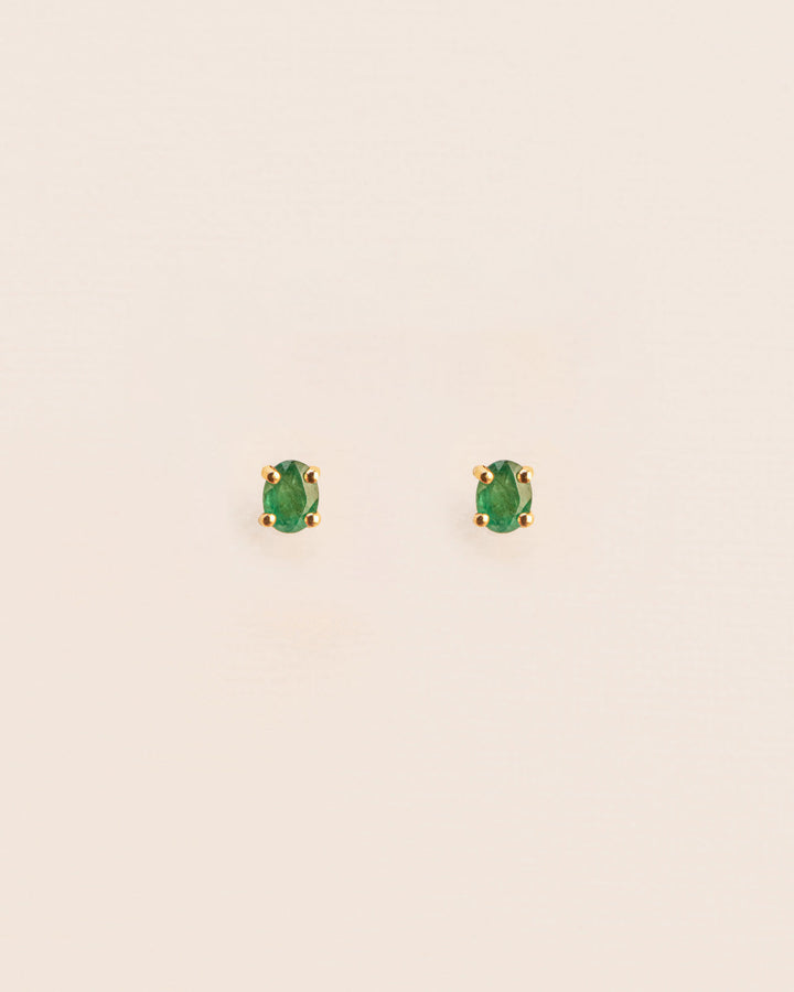 18K Simple Gold Studs w. Green Emerald