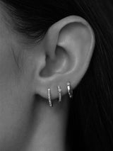 Diamond 0.04 14K Gold, Whitegold or Rosegold Huggie w. Diamond