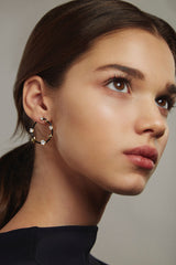 Stern- und Kristallschwarzgold Ohrringe w. Kristall