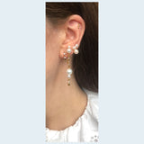 Pirouette Small 18K Forgyldt Ørestik m. Hvide Perler