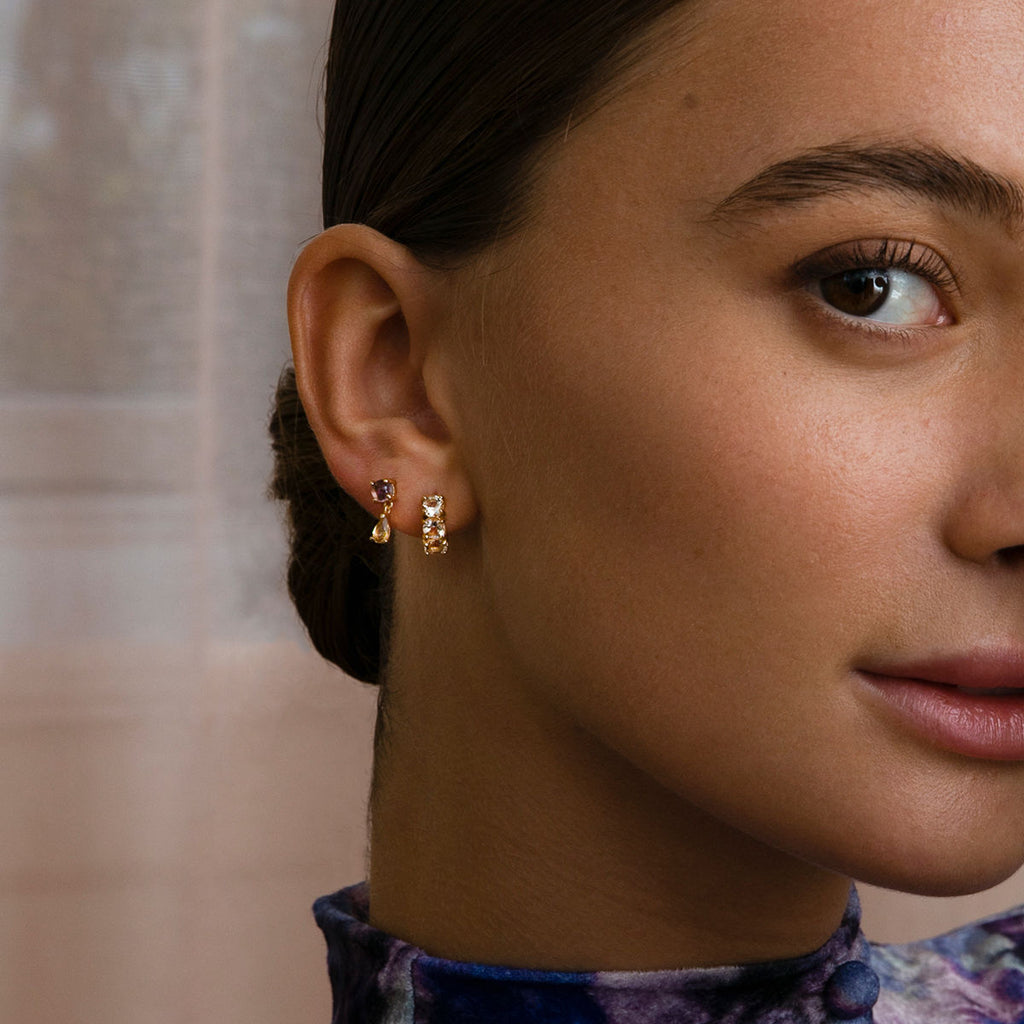 Olalla 18K Gold Plated Hoops w. round & pear shaped Quartz