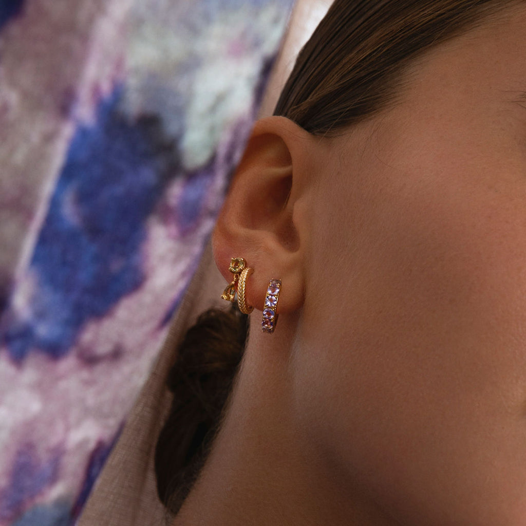 Olalla 18K Gold Plated Hoops w. cabochon cut Amethyst & Champagne Quartz