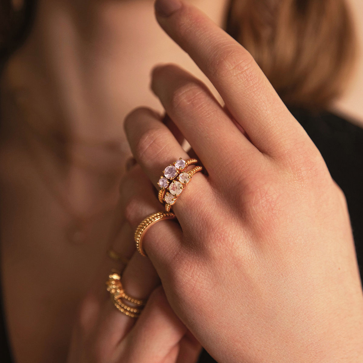 18K Forgyldt Ring m. Månesten