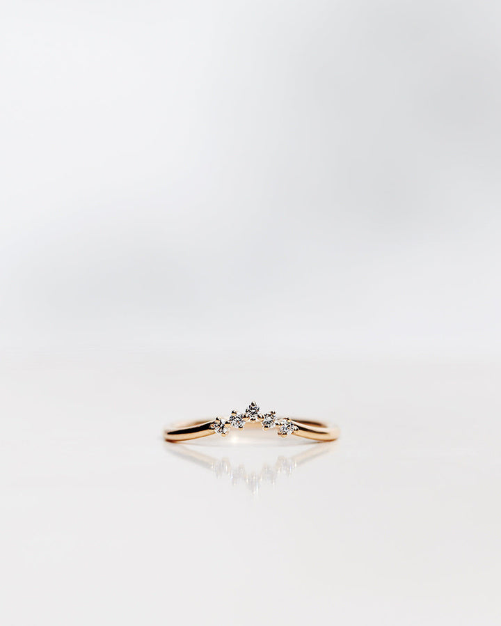 Five Diamond Triangle 18K Gold, Whitegold or Rosegold Ring w. Diamonds