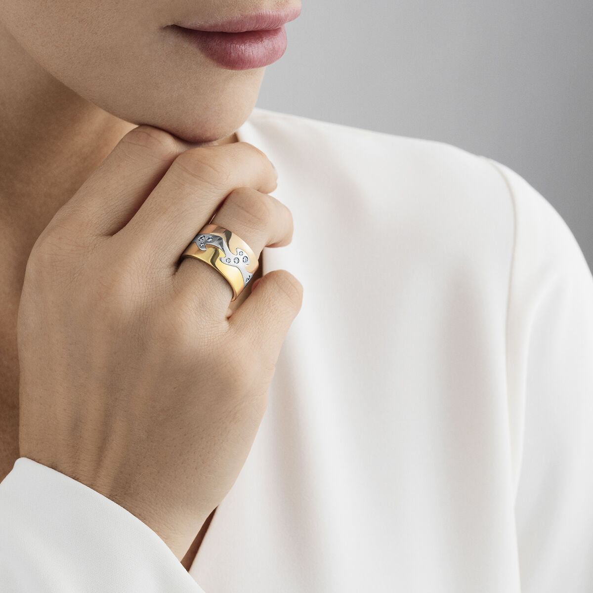 Fusion 18K Rose Gold, Gold & White Gold Ring w. Diamonds