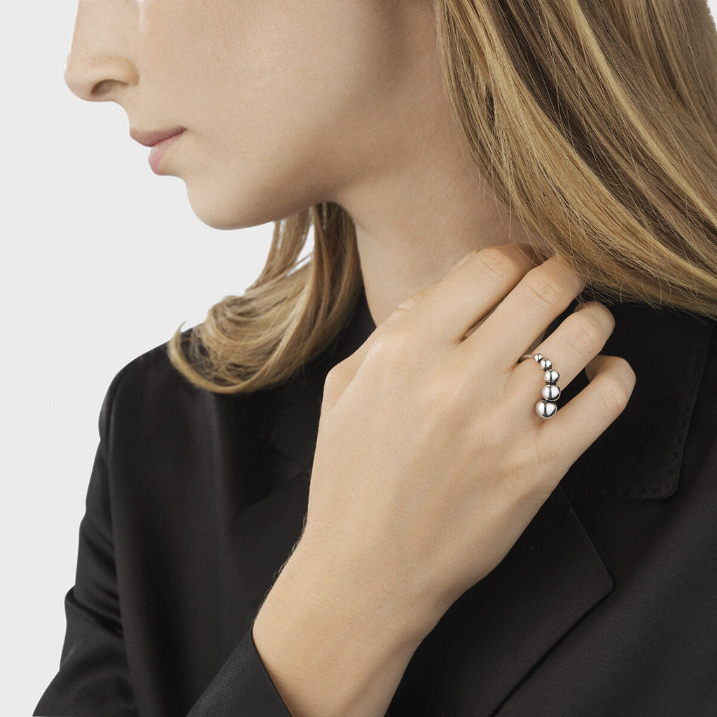 Moonlight Grapes Oxidized Silver Ring