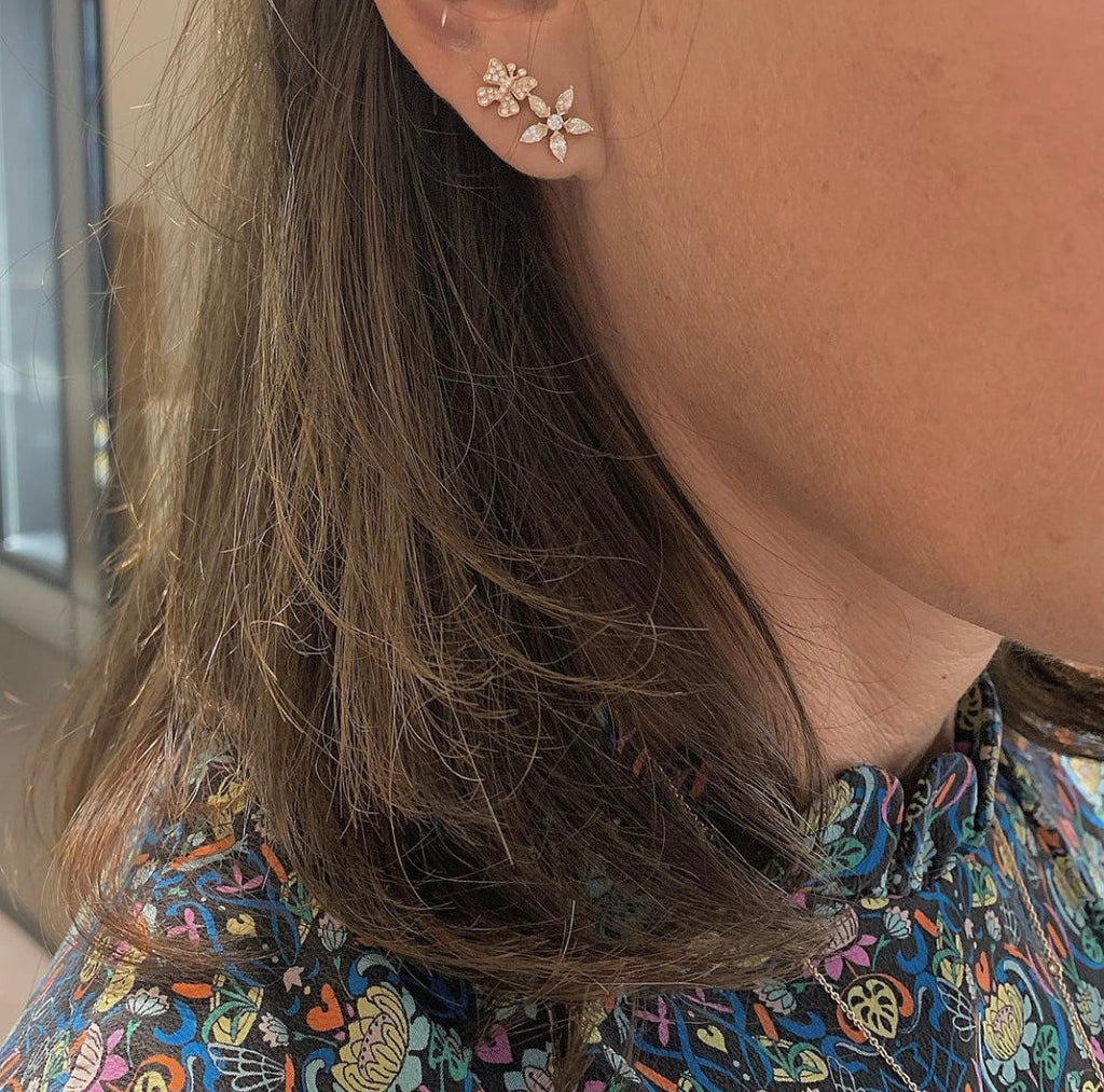 Conscious Flower 18K Gold, Rosegold or Whitegold Studs w. Diamonds
