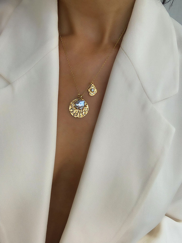 Lucky Teardrops Gold Plated Necklace w. Pearls