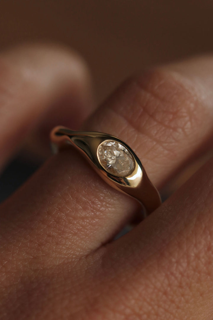 Isabel 18K Gold Ring w. Champagne Diamond