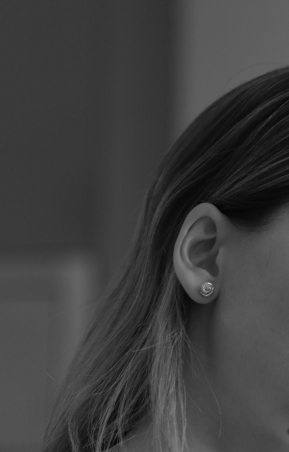 Luisa 9K or 18K Gold Studs