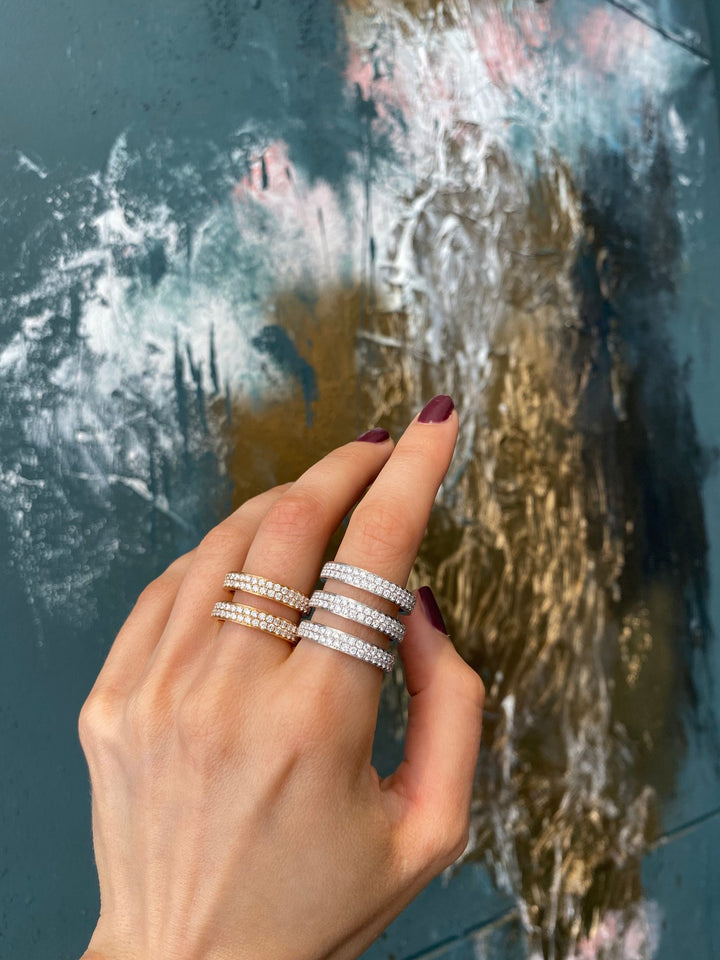 Two Double Row Parallel 18K Gold, Rosegold or Whitegold Ring w. Diamonds