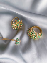 Floret Ring 18K vergoldet mit grünem Zirkon